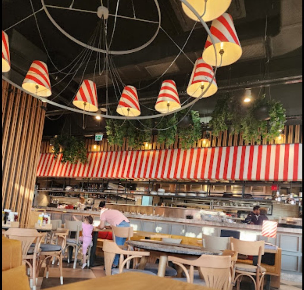 BOB'S CAFE-430-