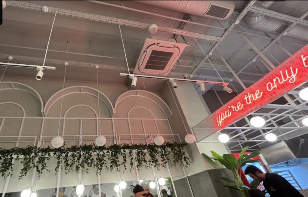 SMASH N OUT BURGER-246-